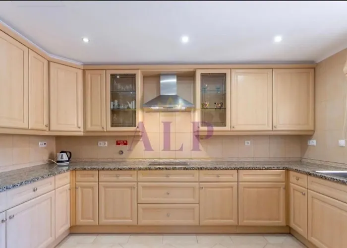 Villa 4 Bed 4 Bathroom Quinta Da Boavista Lagos