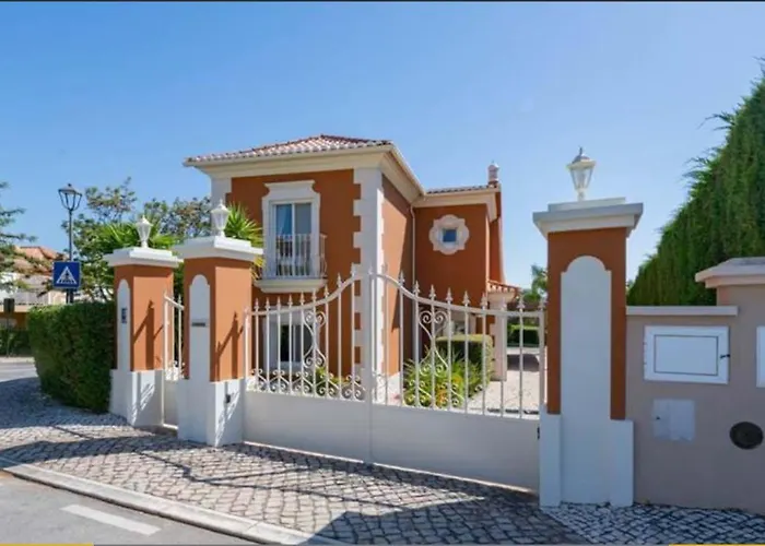Villa 4 Bed 4 Bathroom Quinta Da Boavista Lagos