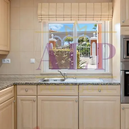 빌라 4 Bed 4 Bathroom Quinta Da Boavista *