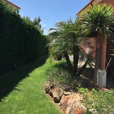 4 Bed 4 Bathroom Quinta Da Boavista Villa *