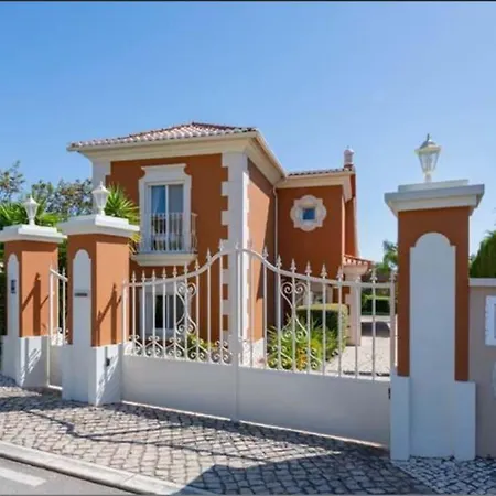 Вилла 4 Bed 4 Bathroom Quinta Da Boavista Лагуш