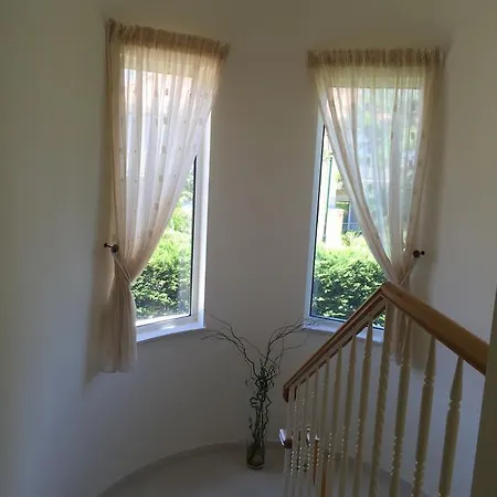 Villa 4 Bed 4 Bathroom Quinta Da Boavista *