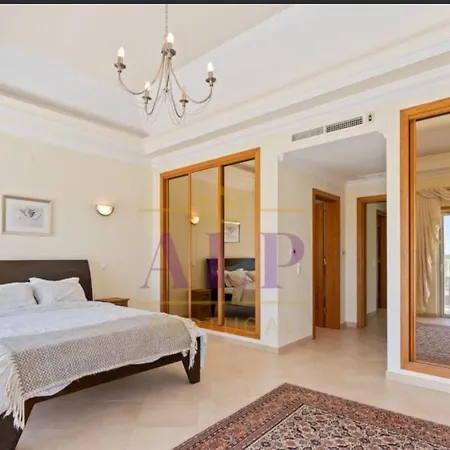 4 Bed 4 Bathroom Quinta Da Boavista Villa *