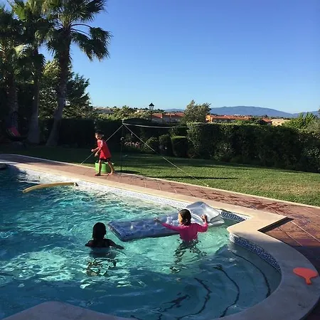 4 Bed 4 Bathroom Quinta Da Boavista Villa