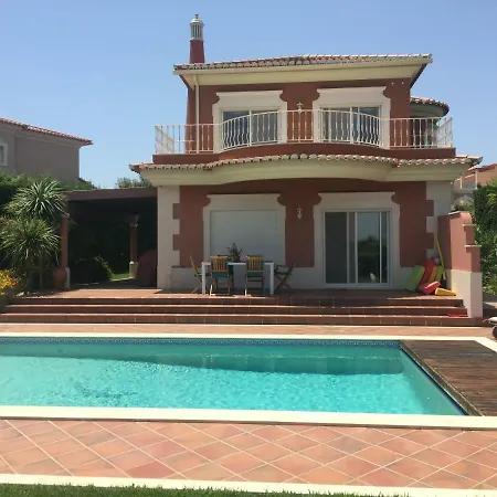 4 Bed 4 Bathroom Quinta Da Boavista Villa Lagos